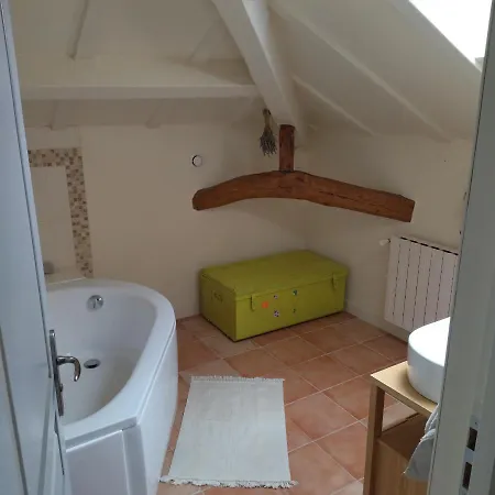 Domaine De Seguela Nocleg ze śniadaniem 3*