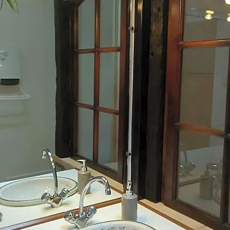 Domaine De Seguela Bed & Breakfast 3*